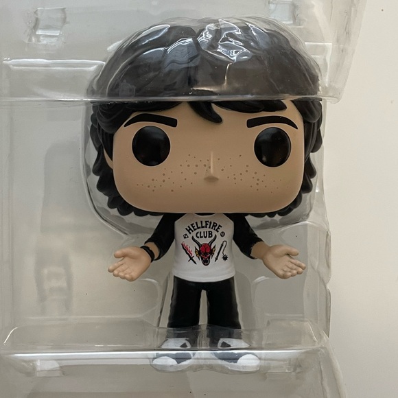 Funko POP! TV MIKE #1239 Stranger Things Season 4 Vinyl Figure - Picture 4 of 5
